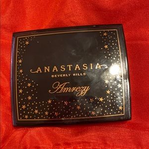 Anastasia Beverly Hills Amerezy highlighter